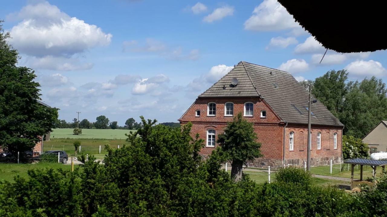 Apartamento Hendreich'S Hof Boitin Resdorf Exterior foto